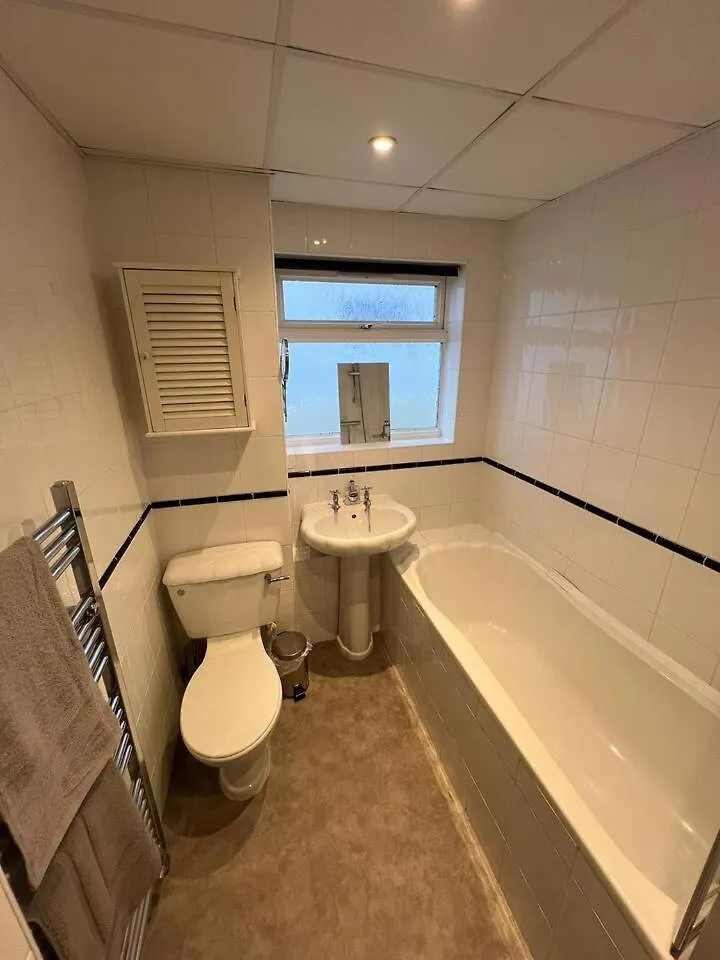 בורנמות' Amazing Sea View 2 Bedroom Sleeps 6 - Free Parking דירה