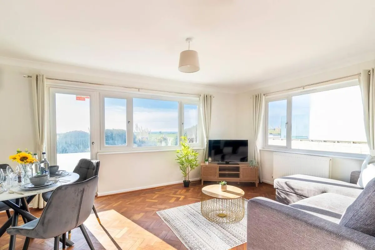 Apartment Amazing Sea View 2 Bedroom Sleeps 6 - Free Parking Bournemouth